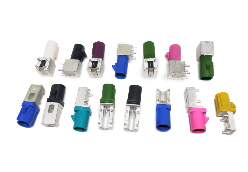 FAKRA連接器自動組裝機的介紹、工作原理和使用注意事項